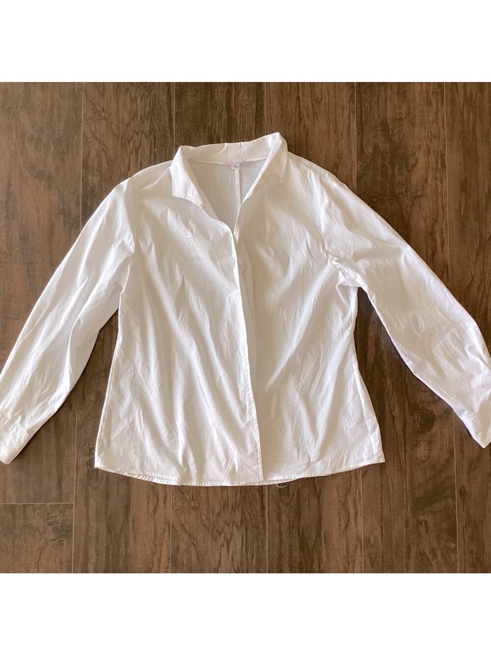 Linea Donna Button Down Shirt